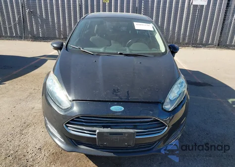 2014 Ford Fiesta Se z USA, uszkodzony, nr VIN 3FADP4EJ9EM133341